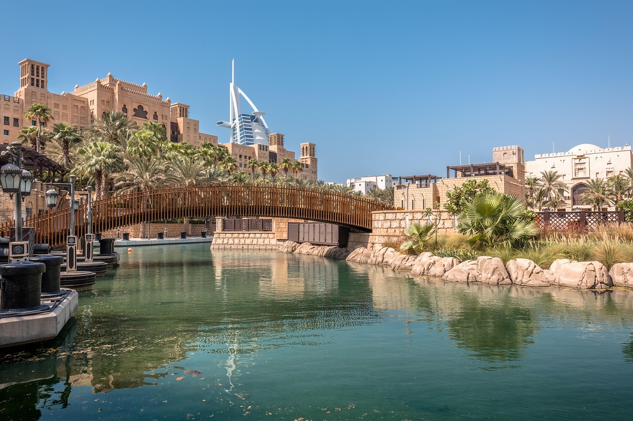 dubai, orient, oriental, burj-al-arab, channel, arabic, souk, jumeirah, madinat, modern, hotel, luxury, emirates, uae, district, romantic, arab, dubai, souk, jumeirah, madinat, madinat, madinat, madinat, madinat, uae