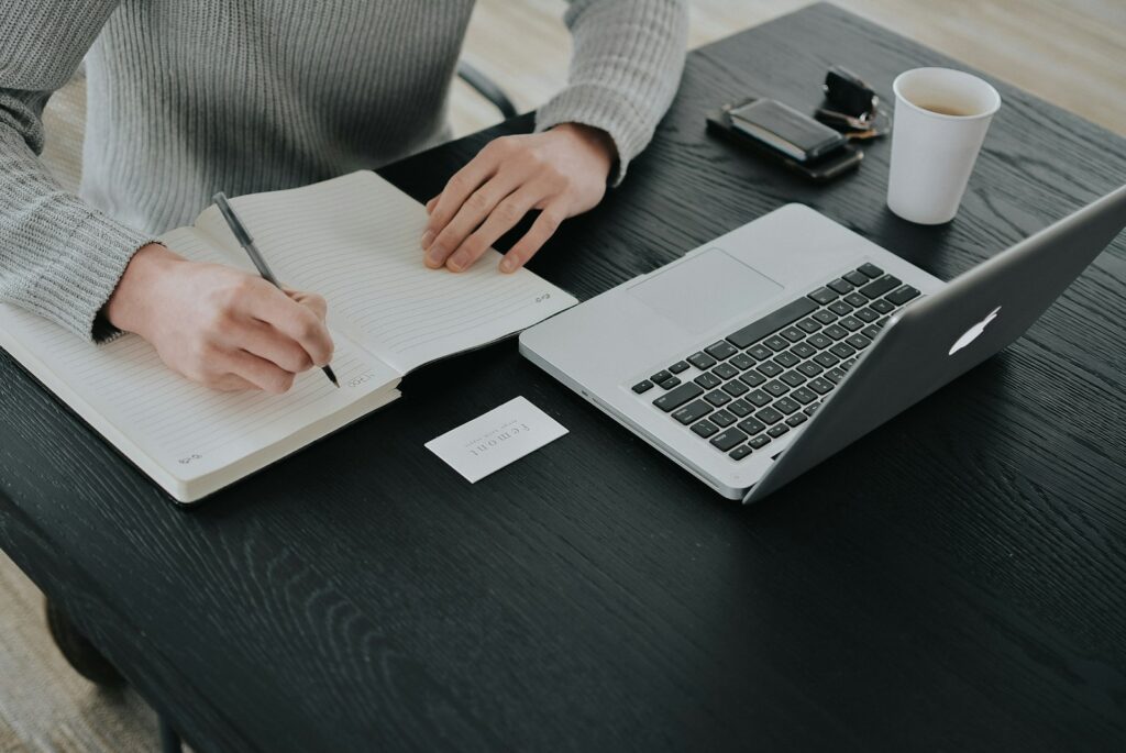 AI-Powered Document Tools Every Dubai Real Estate Broker Needs
