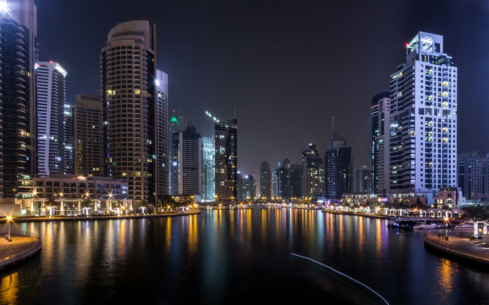 Using AI Assistants to Share Property Info in Dubai’s Real Estate Market