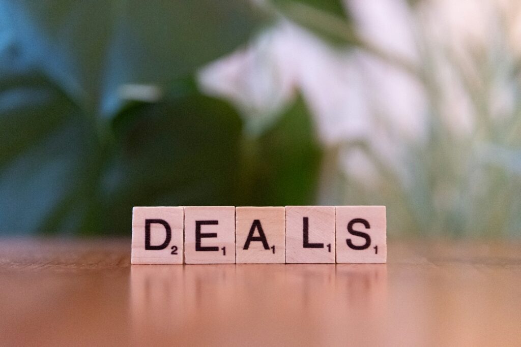 How Dubai Brokers Use SpeakToFile to Close Property Deals Faster
