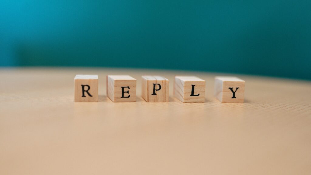 Tired of Waiting for Broker Replies? Here’s How Dubai Investors Get Instant Answers from Files
